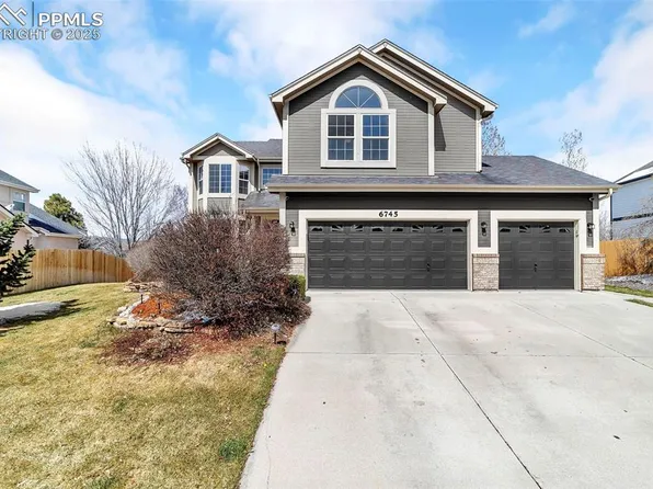 6745 Barrel Race Dr, Colorado Springs, CO 80918
