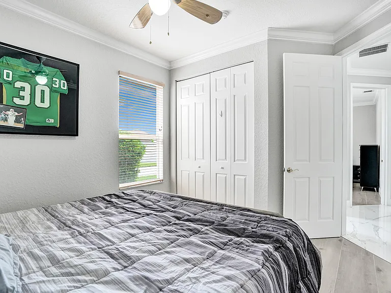 304 NW Bayside Ct — Photo 46