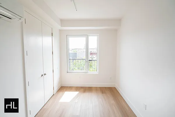 Rented by Highline Residential | media 54