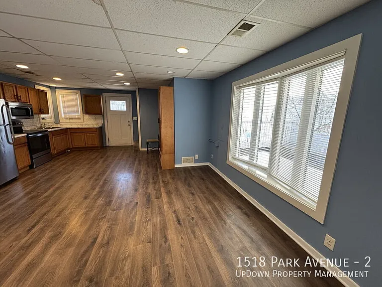 1518 Park Ave #2 — Photo 5