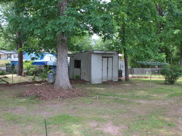 1320 Wrentree Cir, Raleigh, NC 27610