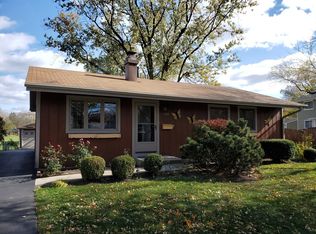 4404 Maple Ct, Rolling Meadows, IL 60008