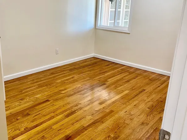 1742 Parrot St, San Diego, CA 92105