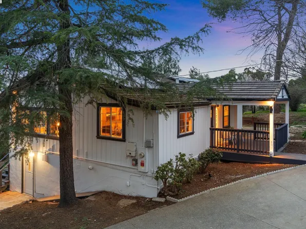 2011 Ayers Rd, Concord, CA 94521