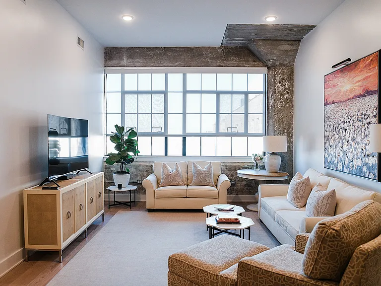 The Annex — Photo 15