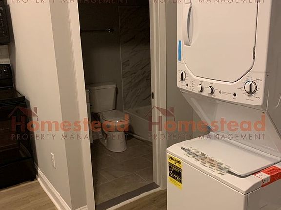3rd image of 1831 W Erie Ave #1R