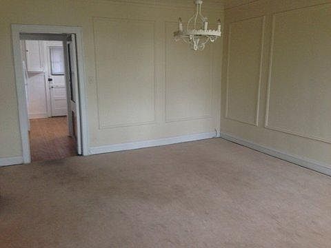 4th image of 7843 S Paxton Ave #1