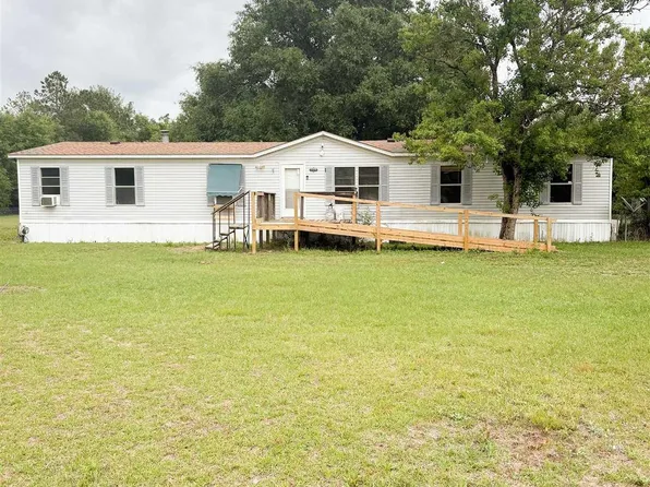5208 Green Springs Dr, Milton, FL 32583