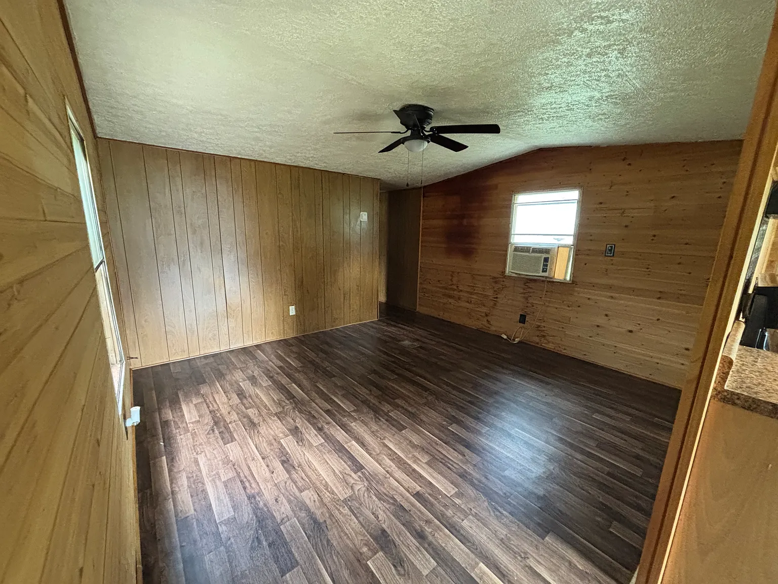 2 bed, $850 — Photo 4
