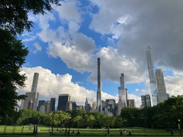 140 West 69th Street image 10 of 33