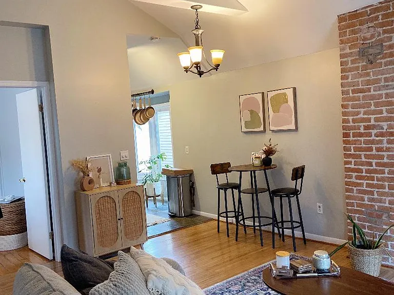 298 Bryant St #2 — Photo 6