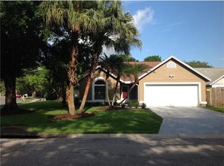 518 49th St E, Bradenton, FL 34208