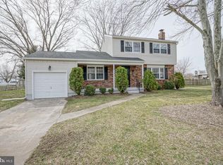 18 Lakeview Dr, Waterford Works, NJ 08089