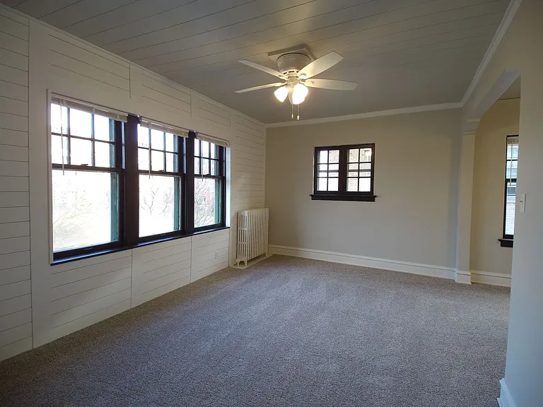 1717 E Newton Ave — Photo 5