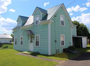 75 Fairfield St, Island Falls, ME 04747