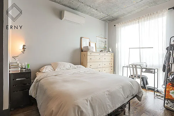 Rented by ERNY LLC | media 10