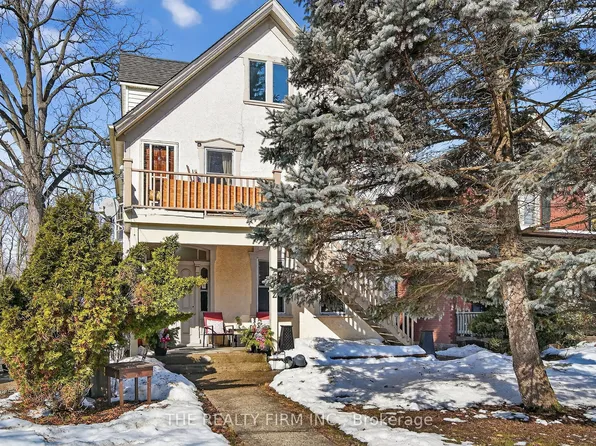 312 Piccadilly St #4, London, ON N6A 1S5