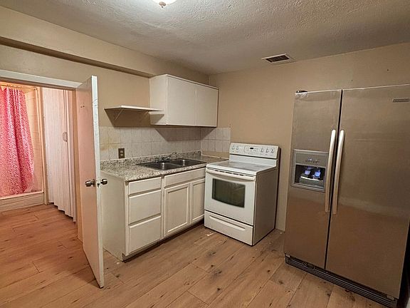 3rd image of 3628 SW 6th St #1
