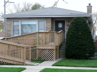 7730 S Whipple St, Chicago, IL