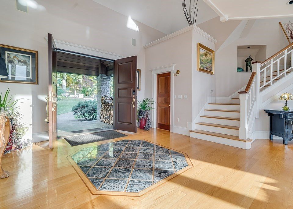 655 Ridge Rd, Wilbraham, MA 01095 Zillow