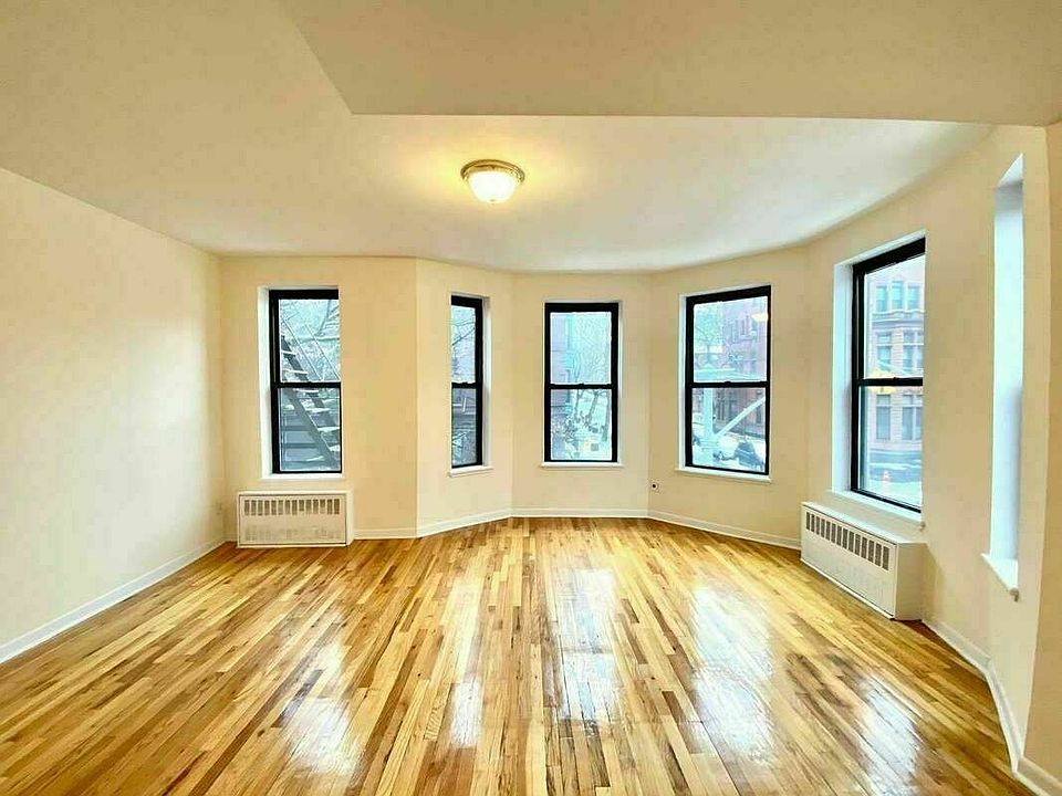 1st image of 218 6th Ave #3C