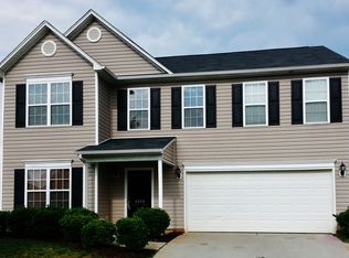 4595 Greenmanor Dr, Winston Salem, NC 27106