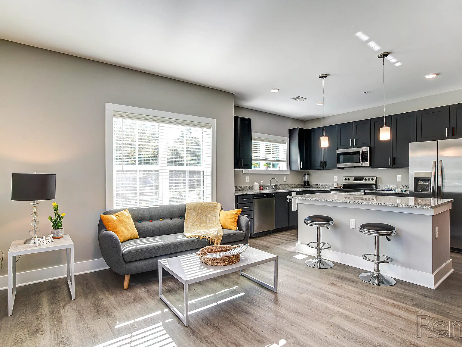 Barclay Place Apartments — Photo 2