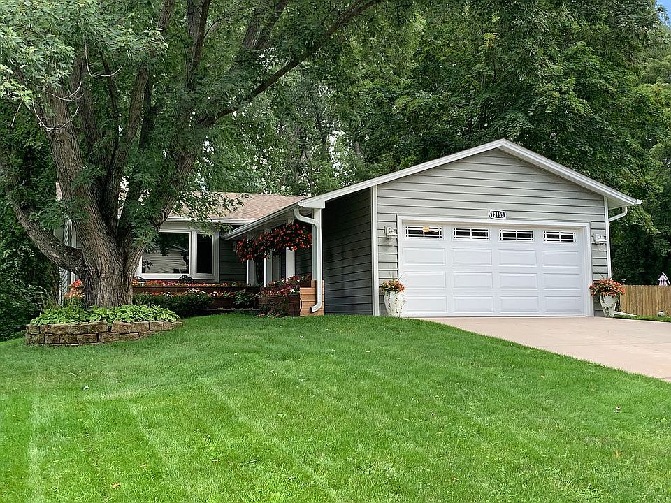 1st image of 12195 Oxbow Dr