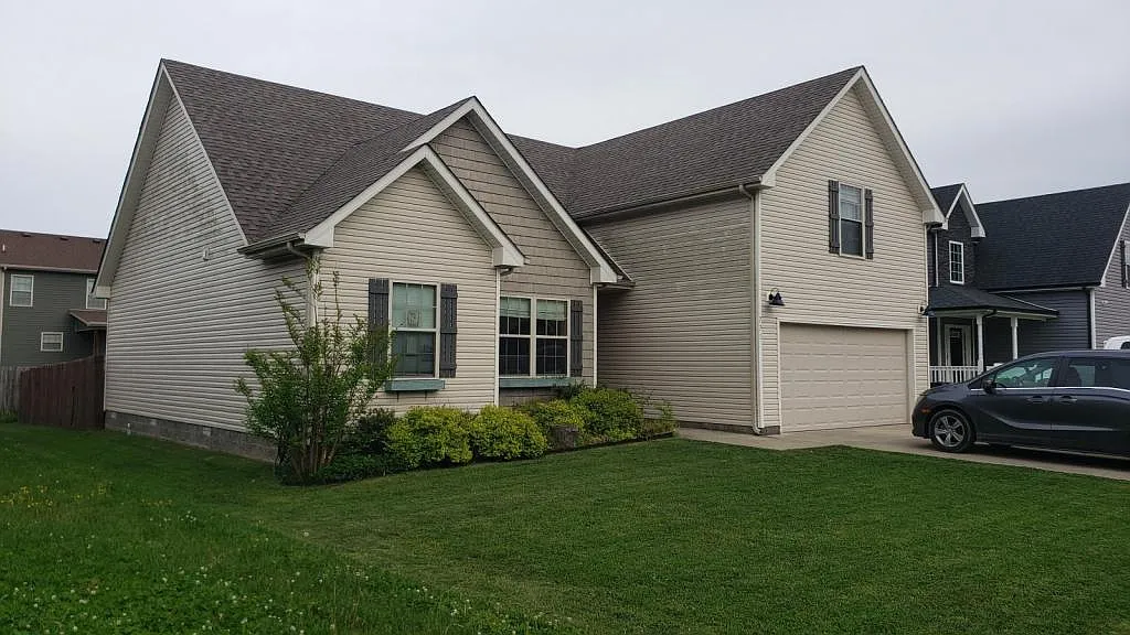 Building Photo - 731 Backwind Ln