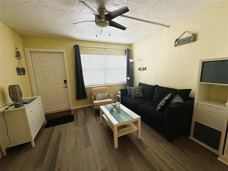 11440 1st St E #2 — Photo 8