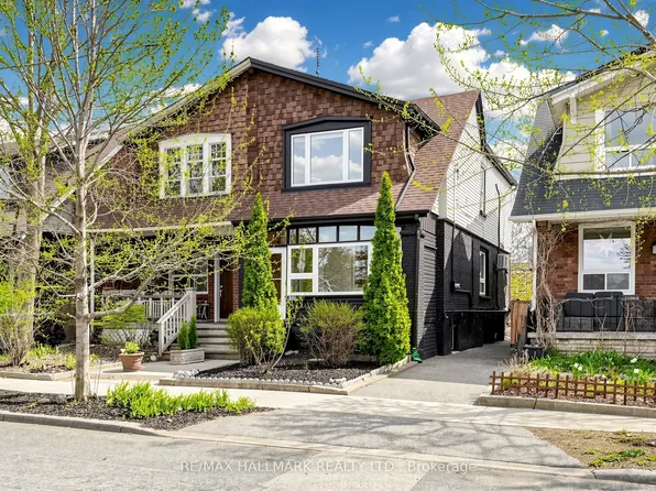 301 Wolverleigh Blvd, Toronto, ON M4C 1S5