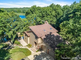 8889 Ranney Rd, Greenville, MI 48838