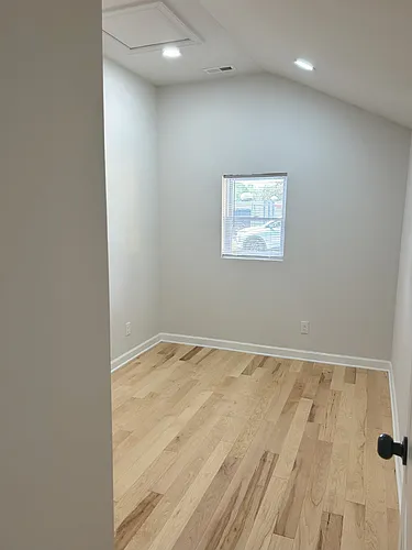 303 S Main St Photo 1