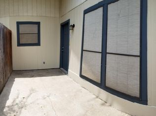 1212 S Rogers Rd, Irving, TX 75060