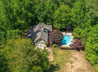 64 Persian Pl, Whitesburg, GA 30185