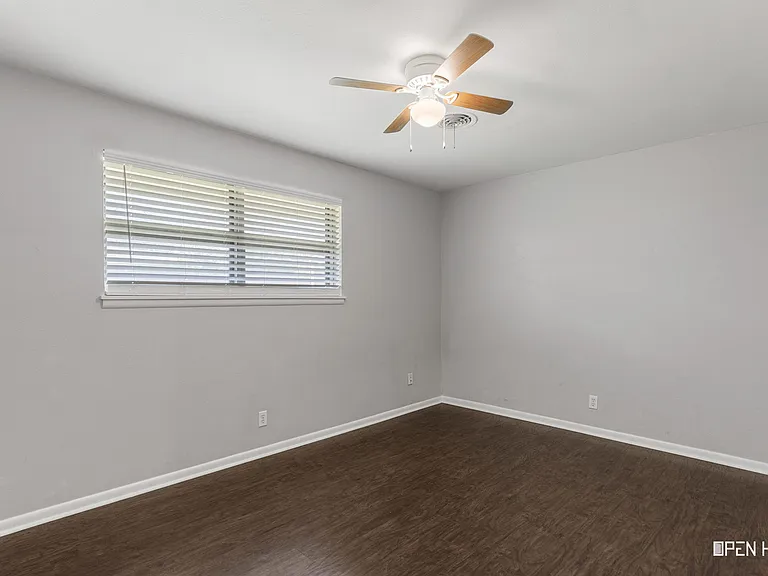 4805 Big Bend Dr — Photo 23