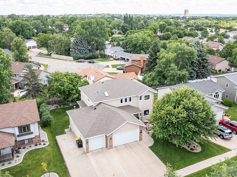 1st image of 2621 Ithica Dr