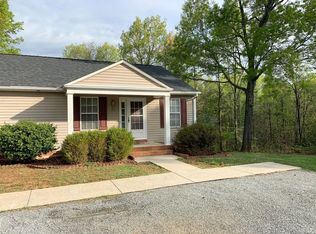 404 Royal Gardens Ct, Madison Heights, VA 24572