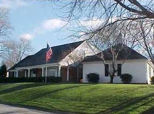 2547 Honeysuckle Ln, Henderson, KY 42420
