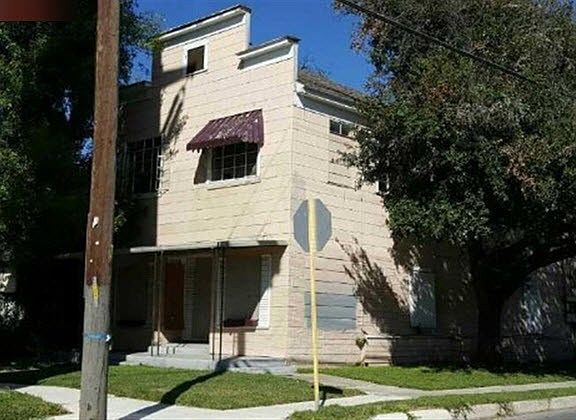 2nd image of 631 Carolina St