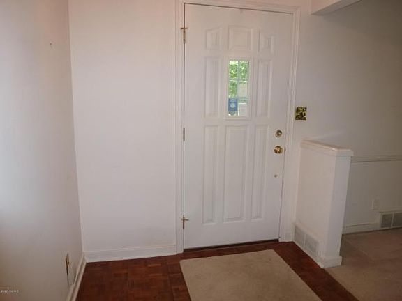 2nd image of 603 Cherry Ave