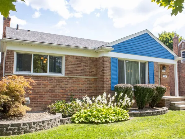 11340 Arcola St, Livonia, MI 48150