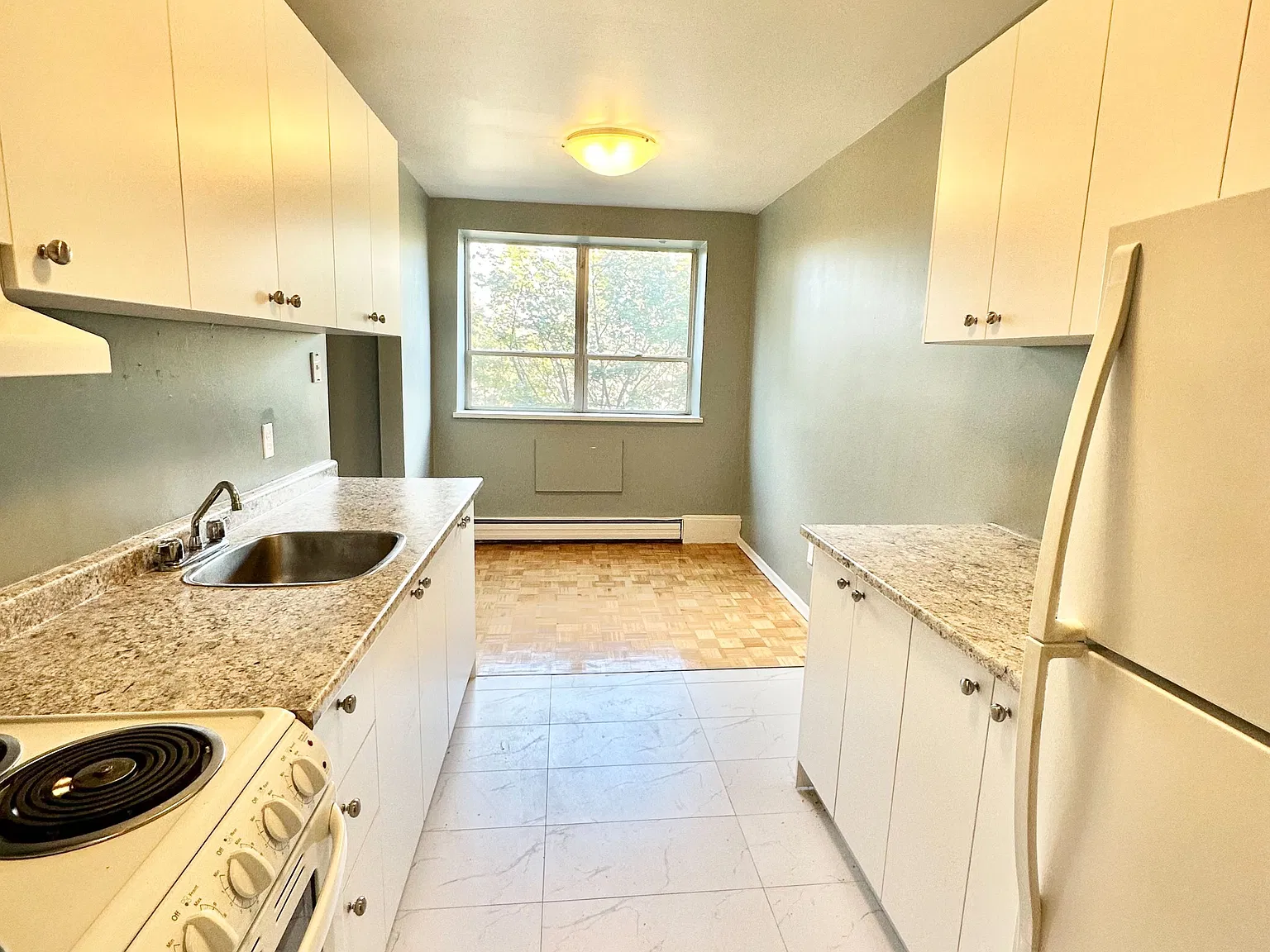 2 bed, $2,195 — Photo 2