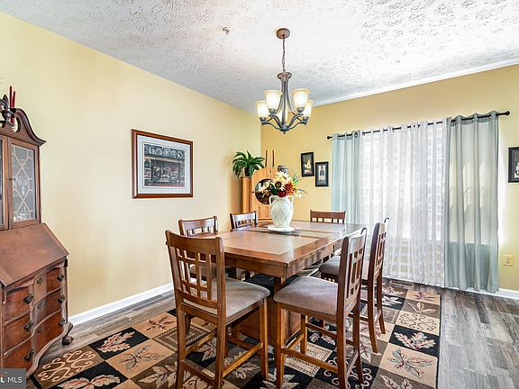 4th image of 2036 Mardic Dr