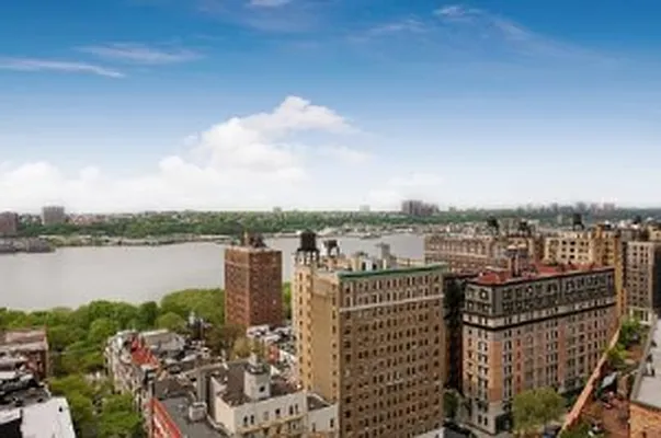 Sold by Corcoran | media 3