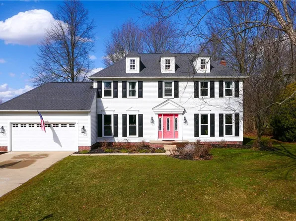 869 Silverberry Ln, Hudson, OH 44236