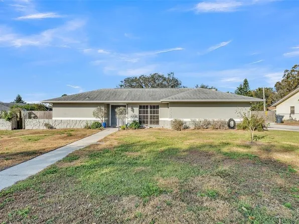 6357 Neamathla Dr, Lakeland, FL 33813