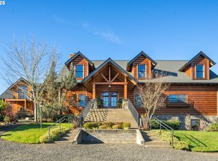 10305 NE Fox Farm Rd, Dundee, OR 97115