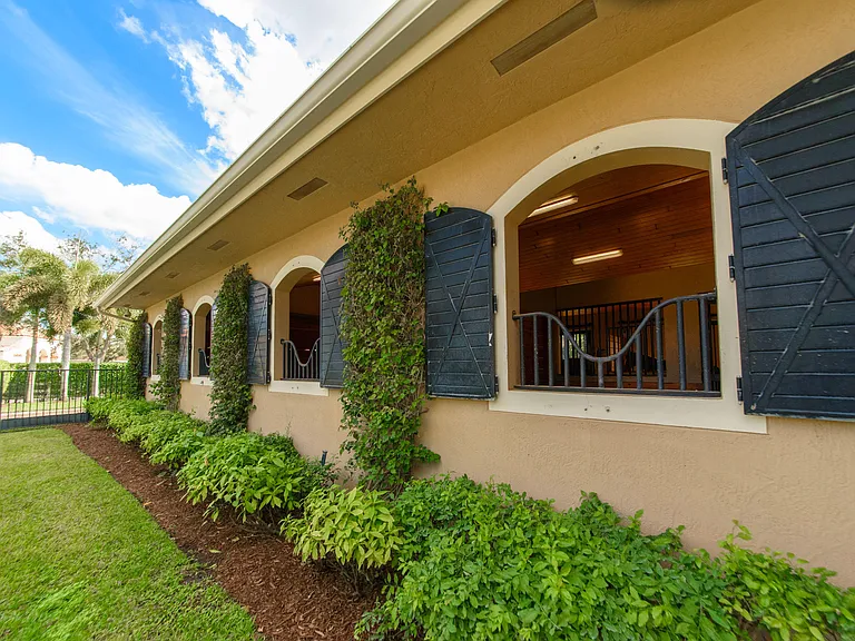 14911 Equestrian Way — Photo 7