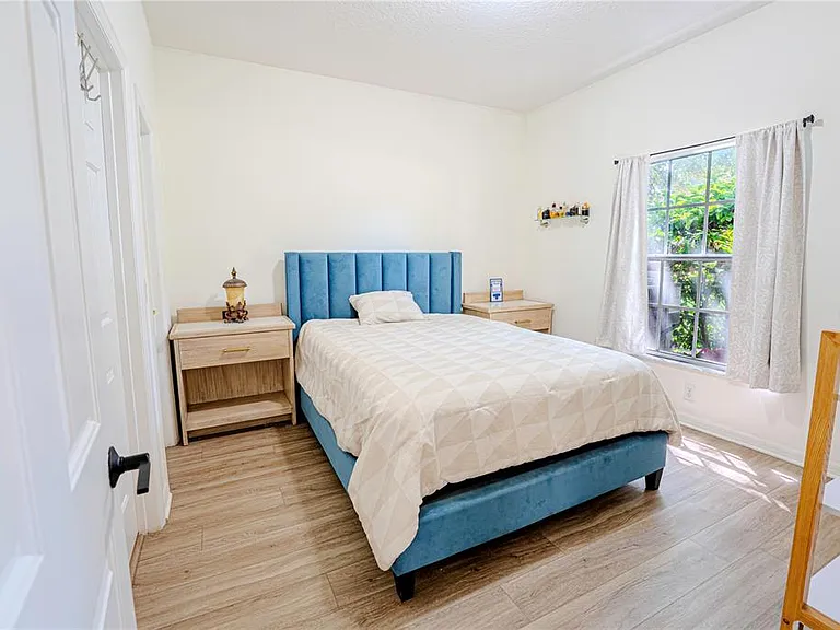 1236 N Fairway Dr — Photo 5